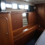 Broom 50 - Plenty of storage and two vanity units