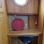 Wide Beam Barge - Study space with desk and chair