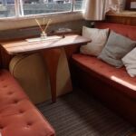 Ocean 30 - Dinette converts into a double berth