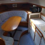 Pedro Solano 33 - Forward dinette and galley