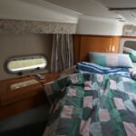 Sealine S34 - Vanity unit and storage under the bed