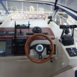 Sealine S34 - Helmstation