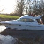 Jeanneau Prestige 36 - Cruising along the RIver Trent